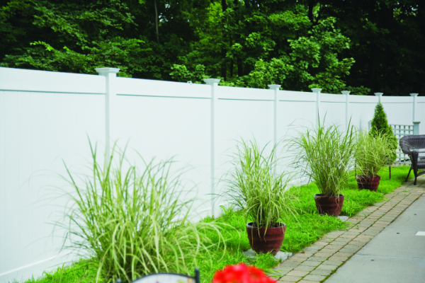 picture of fencing and landscaping in provo