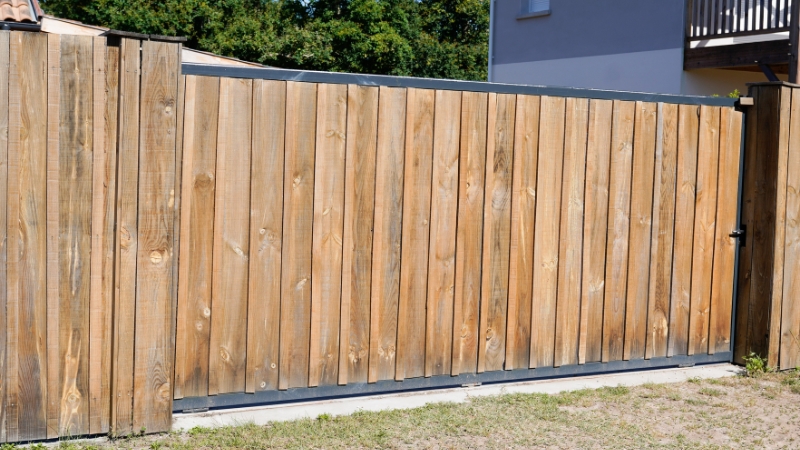 Cedar Fence Installation in Salt Lake City: Natural Beauty and Durability